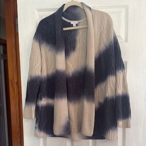 Women's Blue and Cream Sweater size M